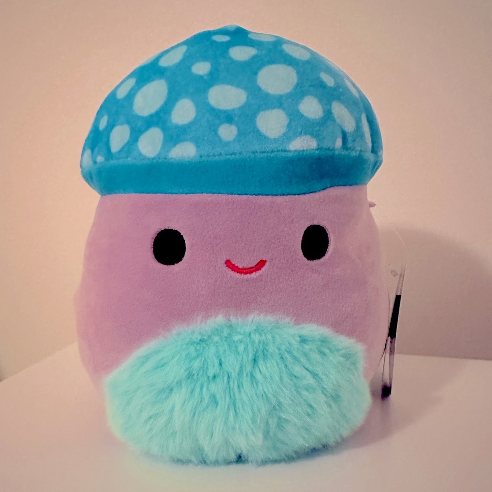 🍄NWT 8” Pyle, the Mushroom, Original Squishmallow🍄